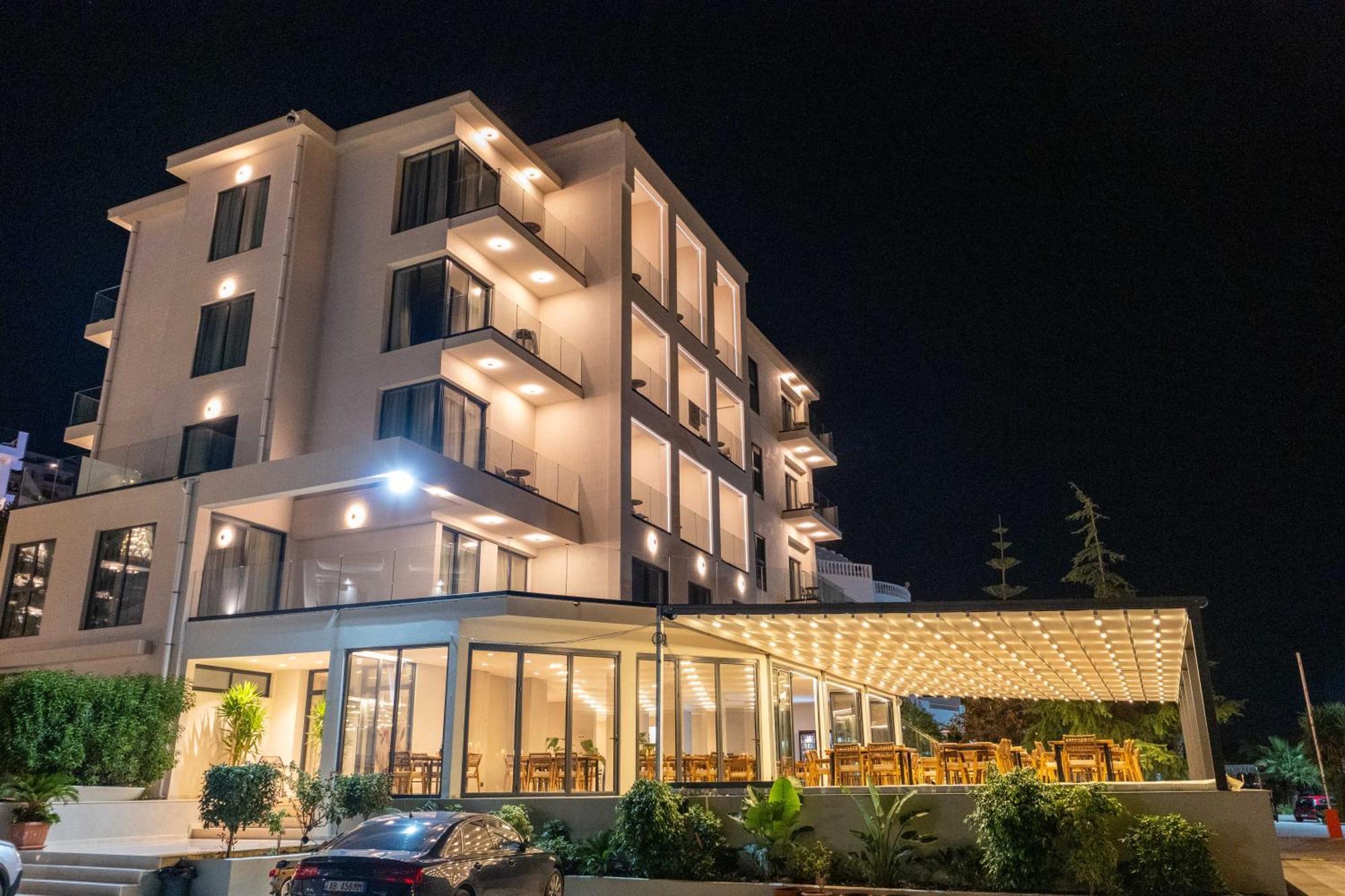 Grand Sarandë